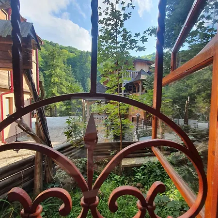 Nad Prutom Hotel Jaremtsche