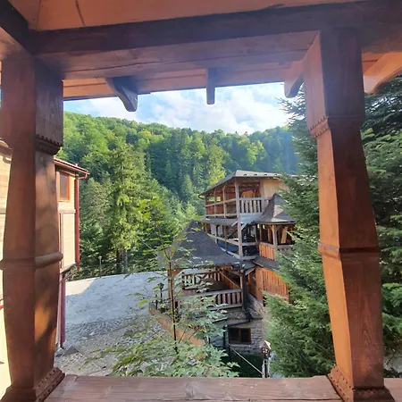Hotel Nad Prutom Yaremche